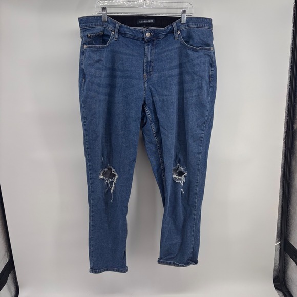 Calvin Klein Jeans Women's Distressed Ripped Knee Denim Jeans Plus Size - Picture 1 of 6